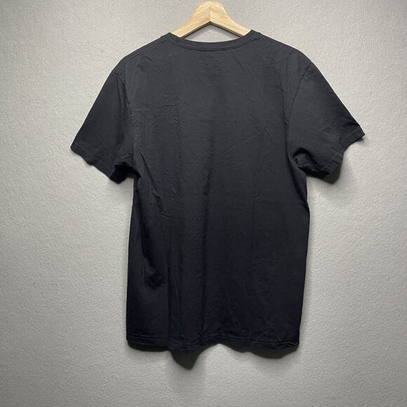 Star Wars Luke Skywalker Battles Darth Vader Black Graphic T-Shirt M Mad Engine - Picture 3 of 7